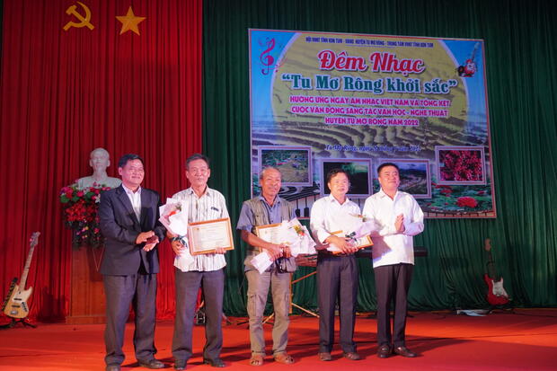 Tổng kết trao giải Cuộc vận động sáng tác Văn học - Nghệ thuật huyện Tu Mơ Rông năm 2022