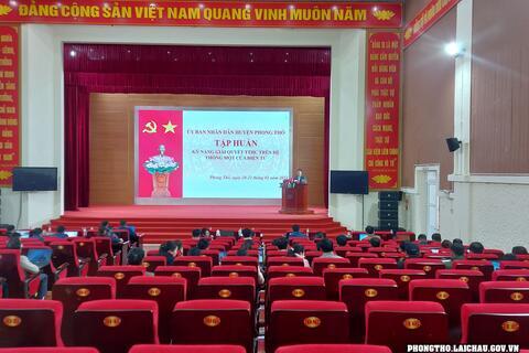 Phong Thổ tập huấn kỹ năng giải quyết TTHC trên hệ thống một cửa điện tử