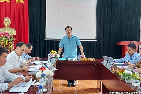 Đoàn công tác của Chủ tịch UBND huyện kiểm tra tình hình thực hiện nhiệm vụ phát triển kinh tế - xã hội xã Lản Nhì Thàng 9 tháng năm 2023