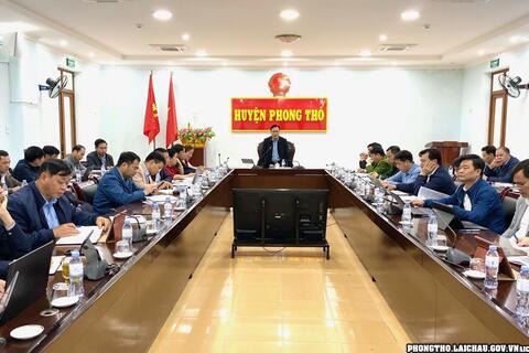 Phiên họp UBND huyện Phong Thổ tháng 11