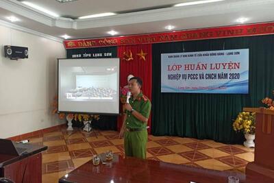 Ban Quản lý Khu kinh tế cửa khẩu Đồng Đăng – Lạng Sơn tổ chức lớp huấn nghiệp vụ phòng cháy chữa cháy và cứu nạn cứu hộ