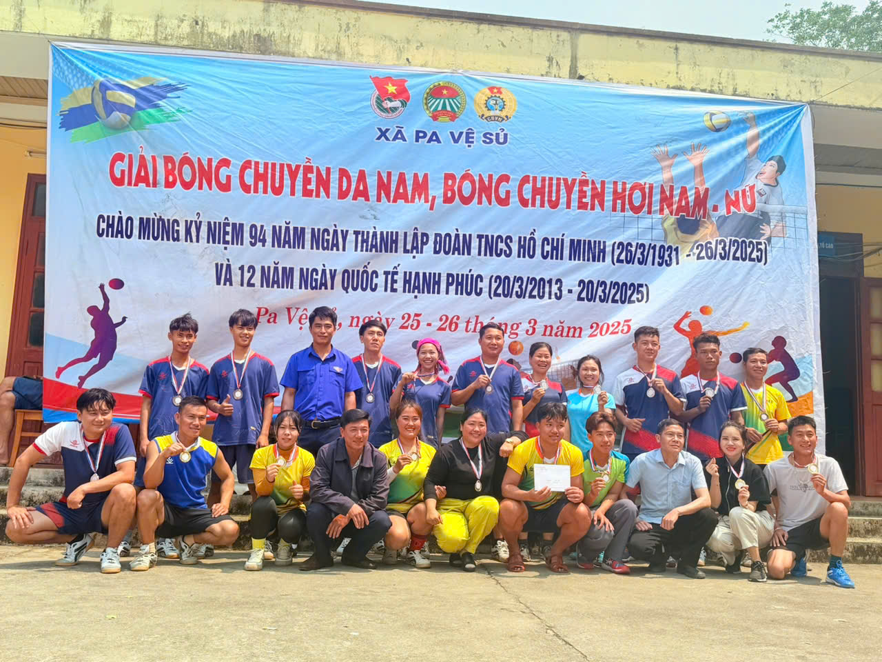 UBND xã Pa Vệ Sủ tích cực đẩy mạnh phát triển phong trào thể dục, thể thao nâng cao sức khỏe, thể lực, góp phần đào tạo con người phát triển toàn diện