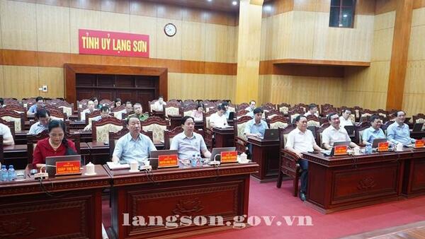 Hội nghị sơ kết công tác 6 tháng đầu năm của Ban Chỉ đạo Trung ương về phát triển khoa học, công nghệ, đổi mới sáng tạo và chuyển đổi số