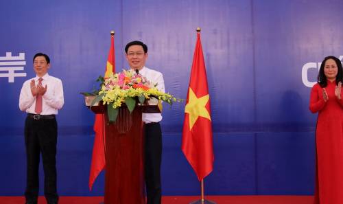 Le cong bo 1.jpg